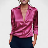 Nádia | Premium blouse with V-neck